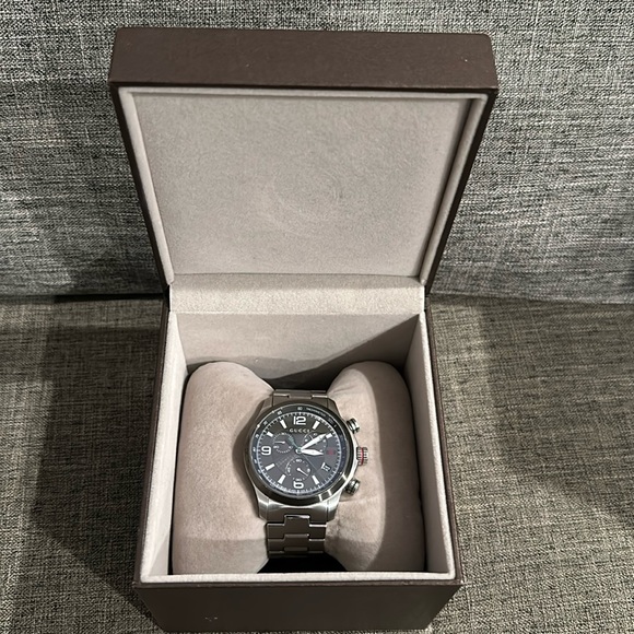 Gucci watch - Picture 1 of 7